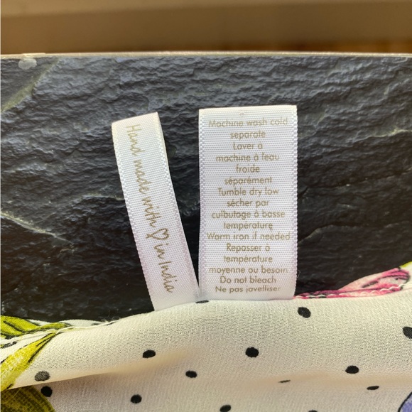 Japna amazing floral top - Picture 9 of 13